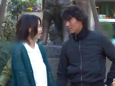 Kaede Niiyama Watches Intrigued As A Guy Jerks Off His Cock Passionately