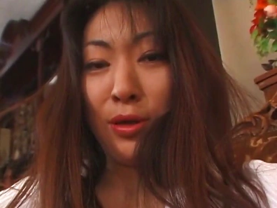 Natural Perked Tits MILF Takes Cock Deeply Then Rides It Hard