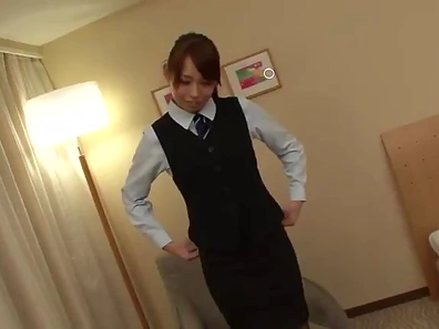 Office Babe Yuri Sakano Takes Three Boys Hard & Wildly Satisfaction