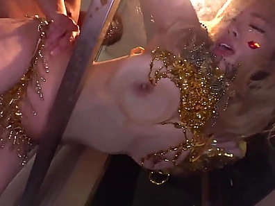 Part 2 Picking up a gal who is too erotic in samba! Their eyes are glued to the asses spilling out of the netting! The big tits go wild with every thrust! The late-night creampie carnival begins!