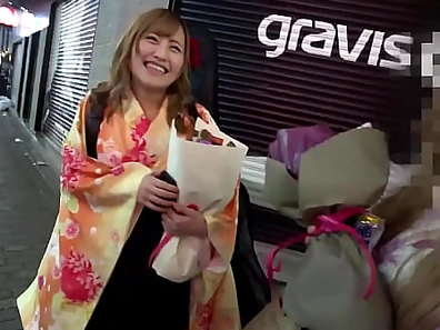 College graduation commemorative sex with a cheeky cute gal JD begins! ! I fucked her hard with my big dick and gave her a creampie and facial as a graduation gift! ! Part1