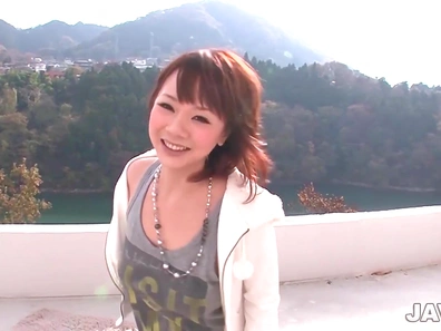 Arisa Araki Gives Amazing Outdoor Group Blowjob to Japanese Porn Lovers