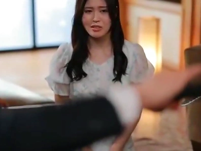 Step Sister Gets Sinfully Wet & Wild Under His Passionate Gaze