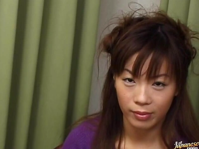 Ami Nishimura tit squeezing and hot milf