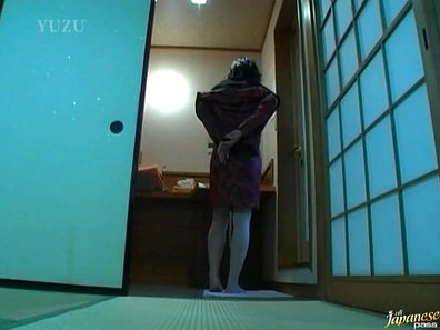 Nami Ishii Hot Japanese milf enjoys lots of cock