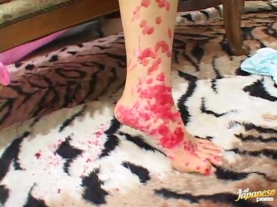 Teen Japanese Babe Masturbates And Burns From Hot Wax