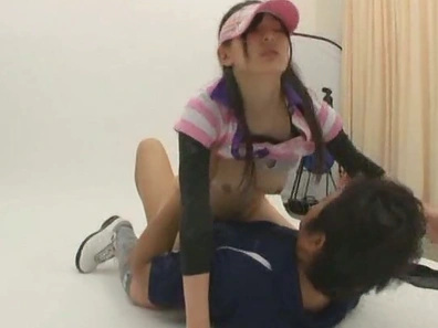 Sporty Asian girl hardcore sex with cumshot