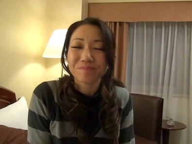 Japanese mature babe jizzed on face after a sloppy blowjob